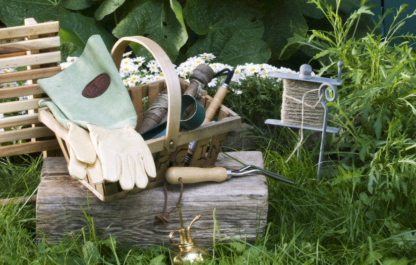bladhark tuinieren handschoenen mandje groen hout