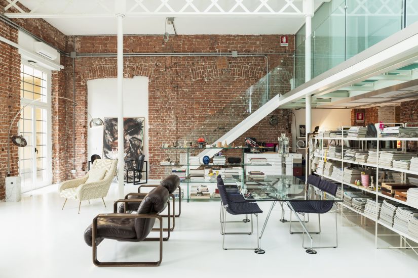 zwevende trap in design inrichtiing