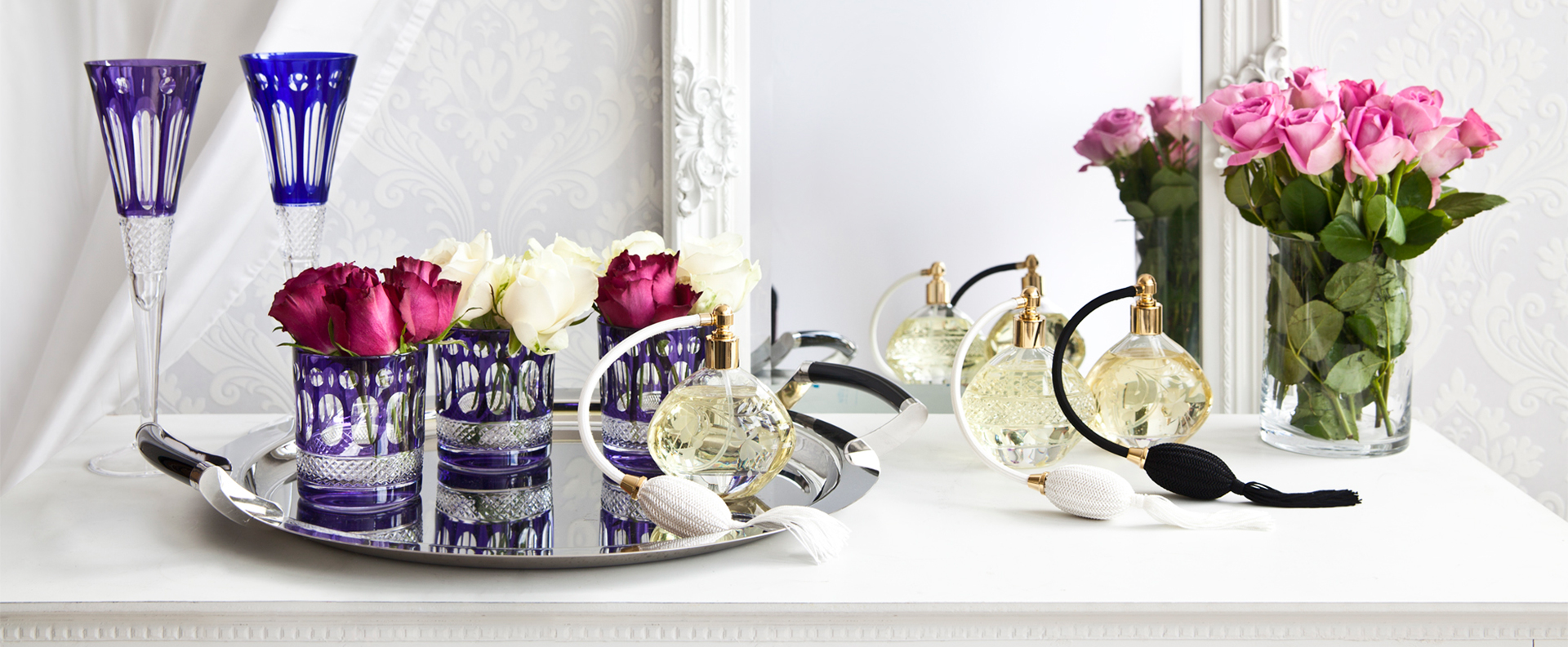 Banner perfume