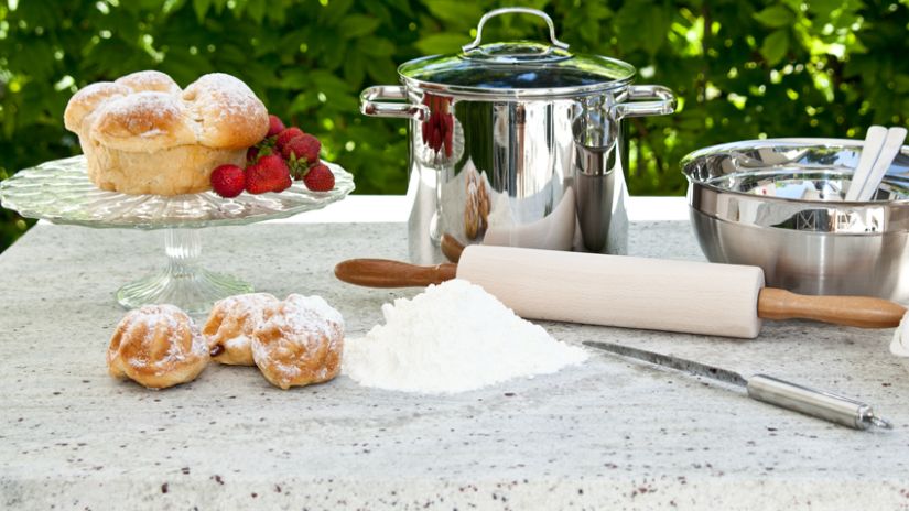 composiet aanrechtblad op tuintafel