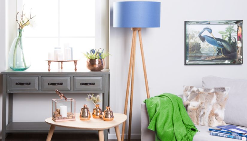 vloerlamp hout in scandi zithoek