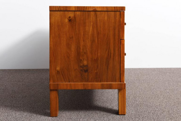 Art Deco Chest of Drawers