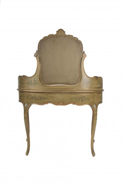 Italian origin baroque style vanity