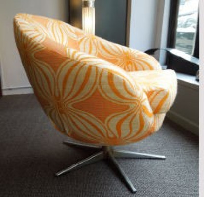 Italian origin swivel chair