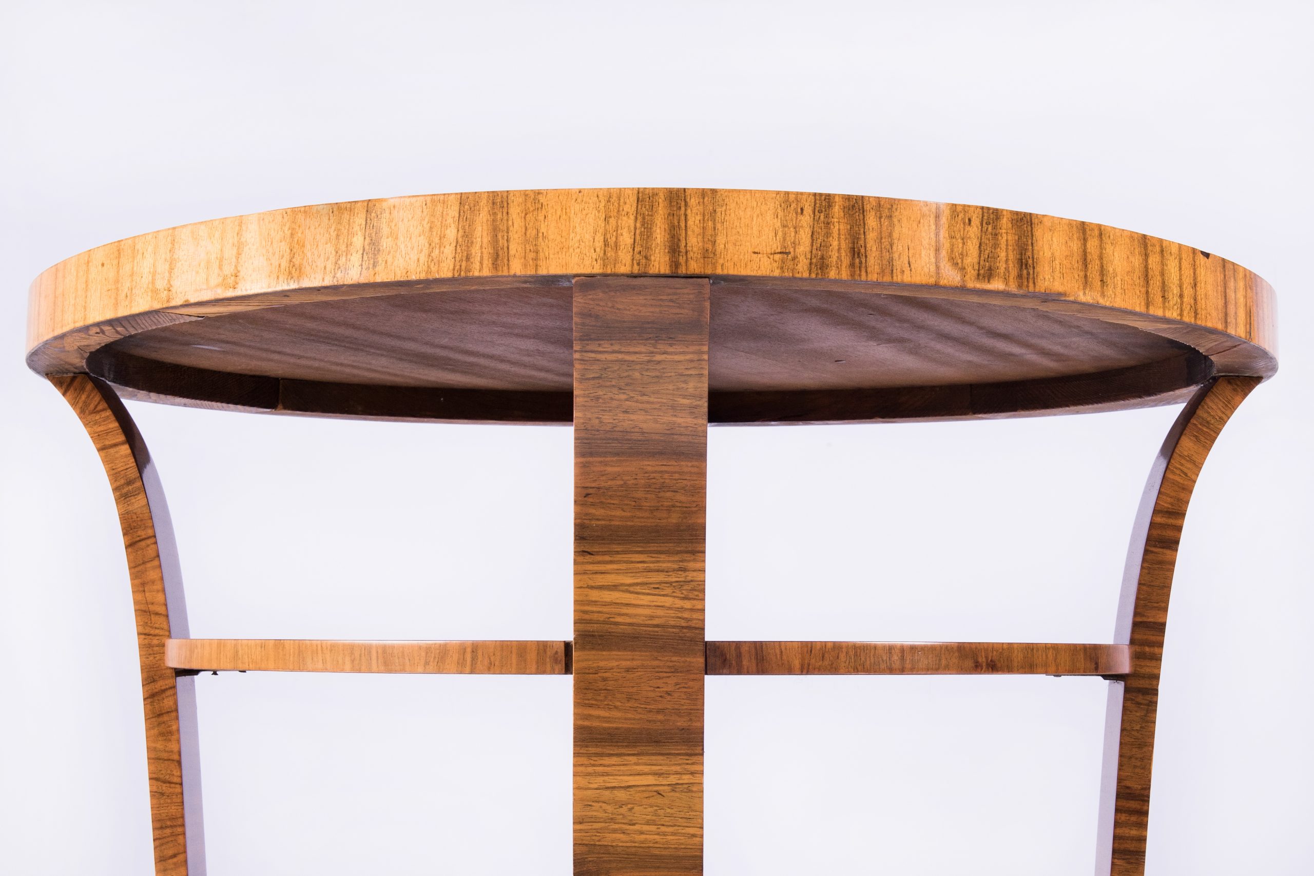 Table Guéridon en Noyer, époque Louis-Philippe