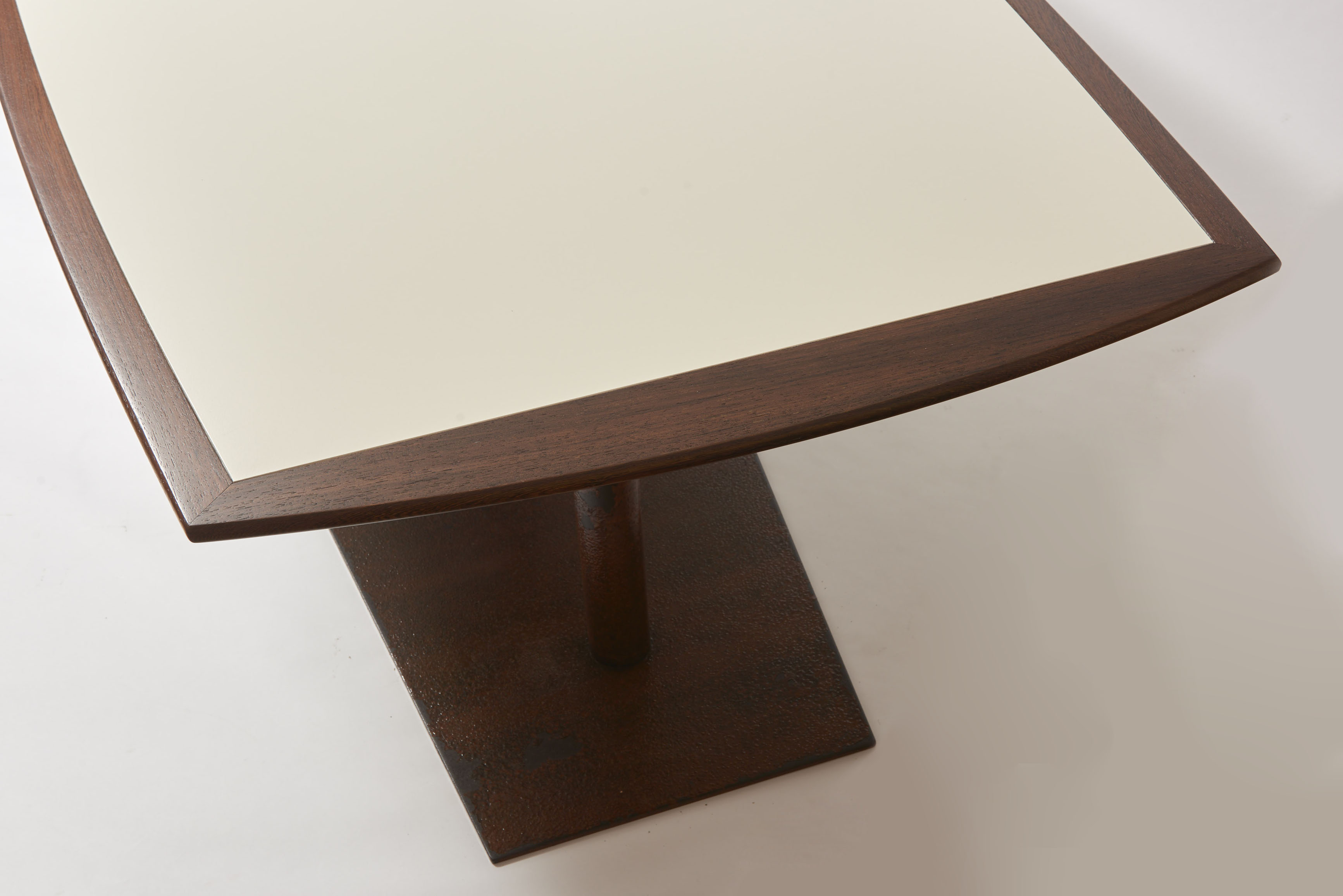 Brutalist conference table - Fin de Siècles et Plus