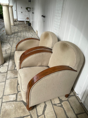 Pair of art-deco armchairs to be restored