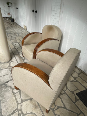 Pair of art-deco armchairs to be restored