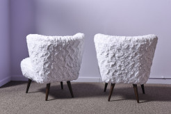 Cocktail chairs with faux fur