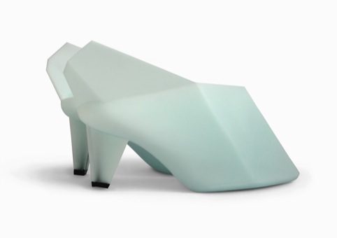 Rotational moulded shoe by Marloes ten Bhomer. © Marloes ten Bhomer