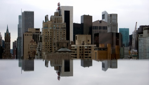 Cristian Zuzunaga, New York from the Mandarin Hotel, 2011, courtesy the artist and EBandFlow