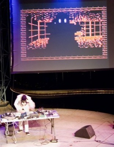 Simon Schafer, installation/performance