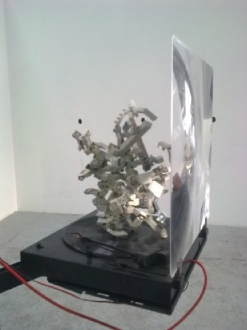 Simon Schafer,  kinetic sculpture 2011