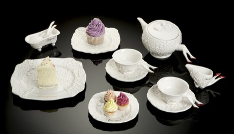 Undergrowth Design Blaue Blune tea set