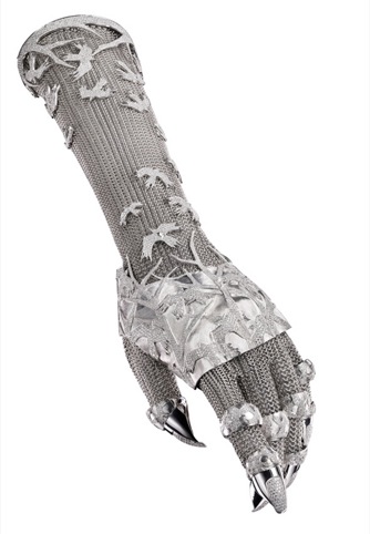 Shaun Leane, The Glove
