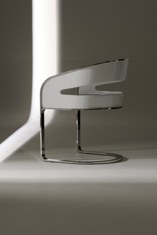 High Gloss White Cantilevered Chair by Glyn Petermacchin 