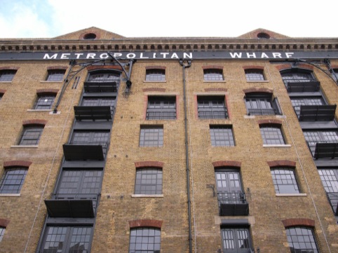 Metropolitan Wharf frontage