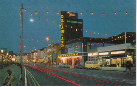 1980s colour postcard of Dreamland Cinema