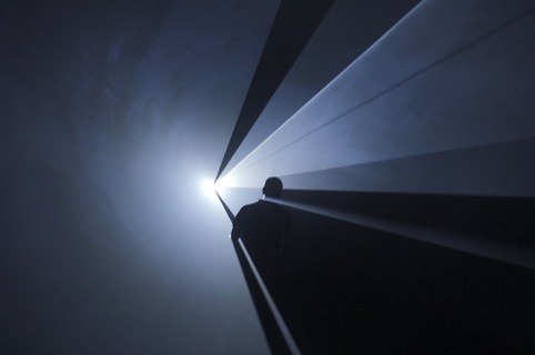 Anthony McCall, You and I Horizontal, 2005