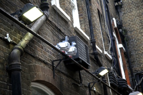 8Bit pigeons roosting