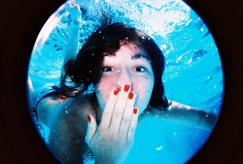 Underwater snapping