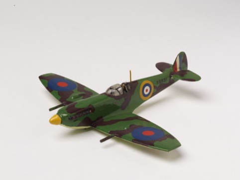 Spitfire Airfix England, 1970s © Victoria Albert Museum