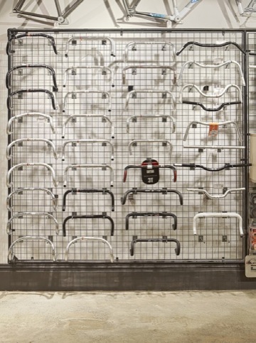 Mesh shelving system