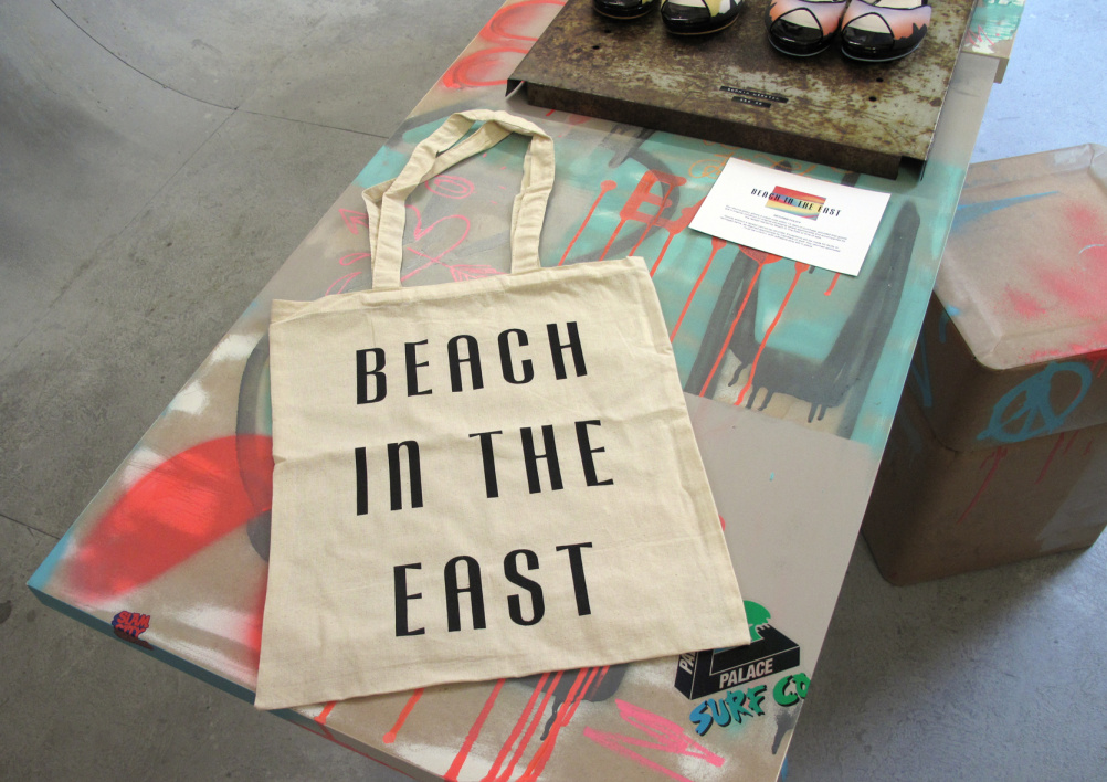 Beach in the East tote bag