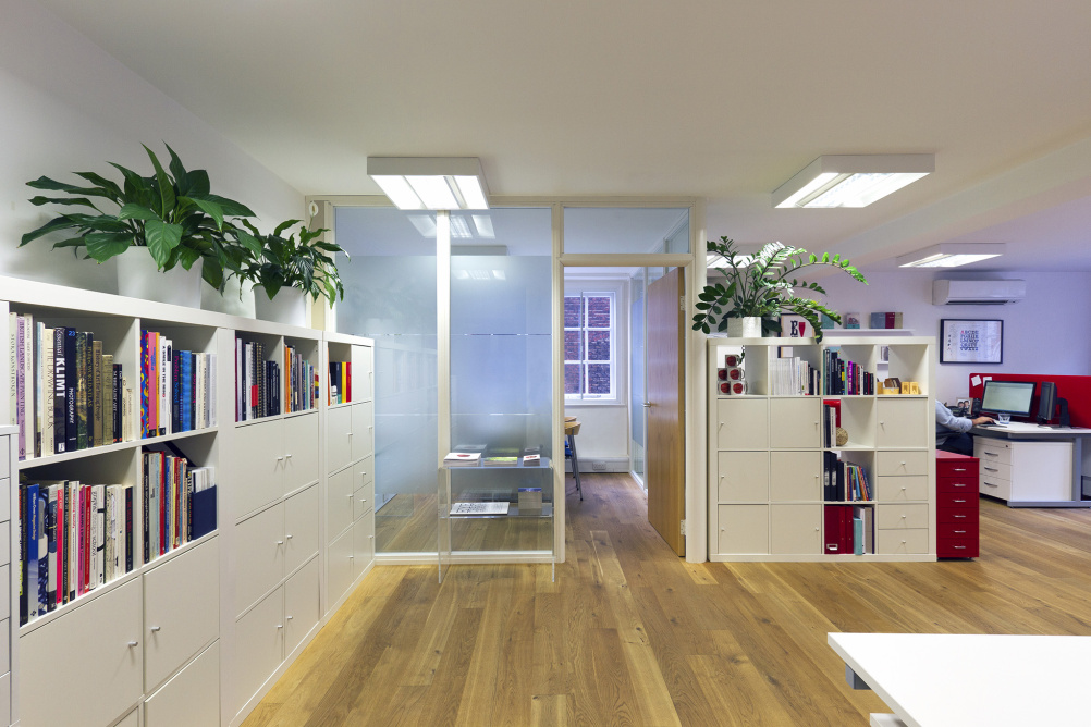 IC Design's office