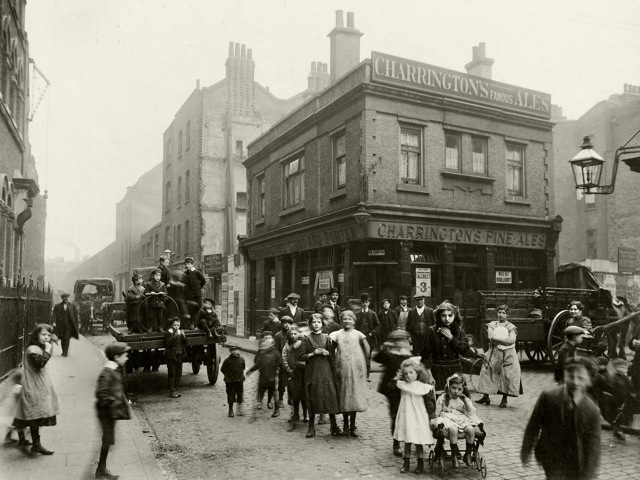 Crispin Street, towards Spitalfieds market