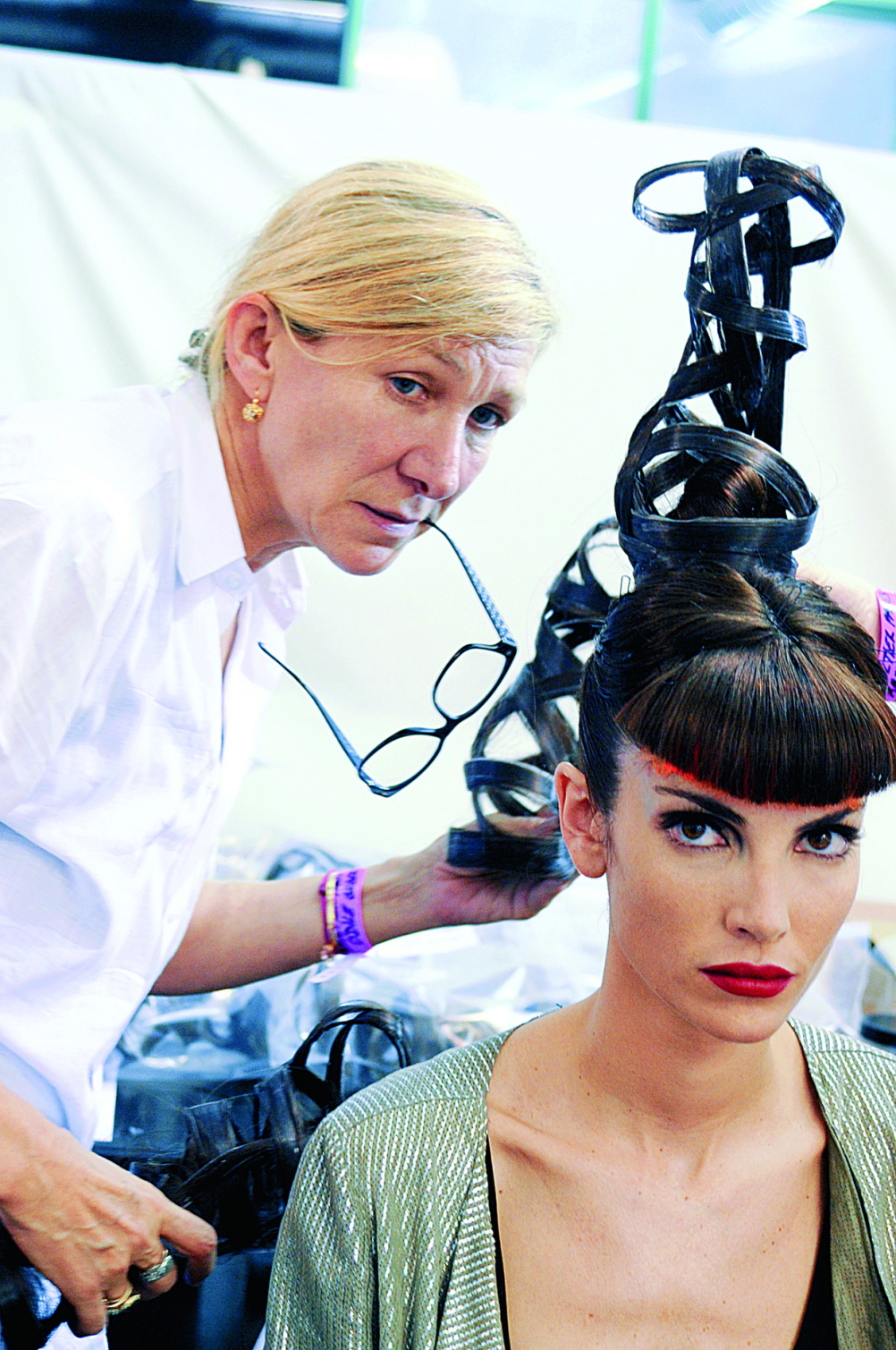  Jean Paul Gaultier Backstage, Odile Gilbert and Eugenia Silva Cages collection Haute couture fall/winter 2008–2009