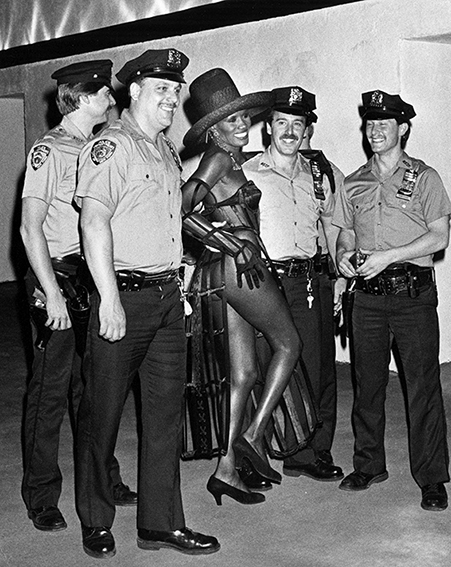 Ron Galella: Grace Jones and Police Officers, 1989