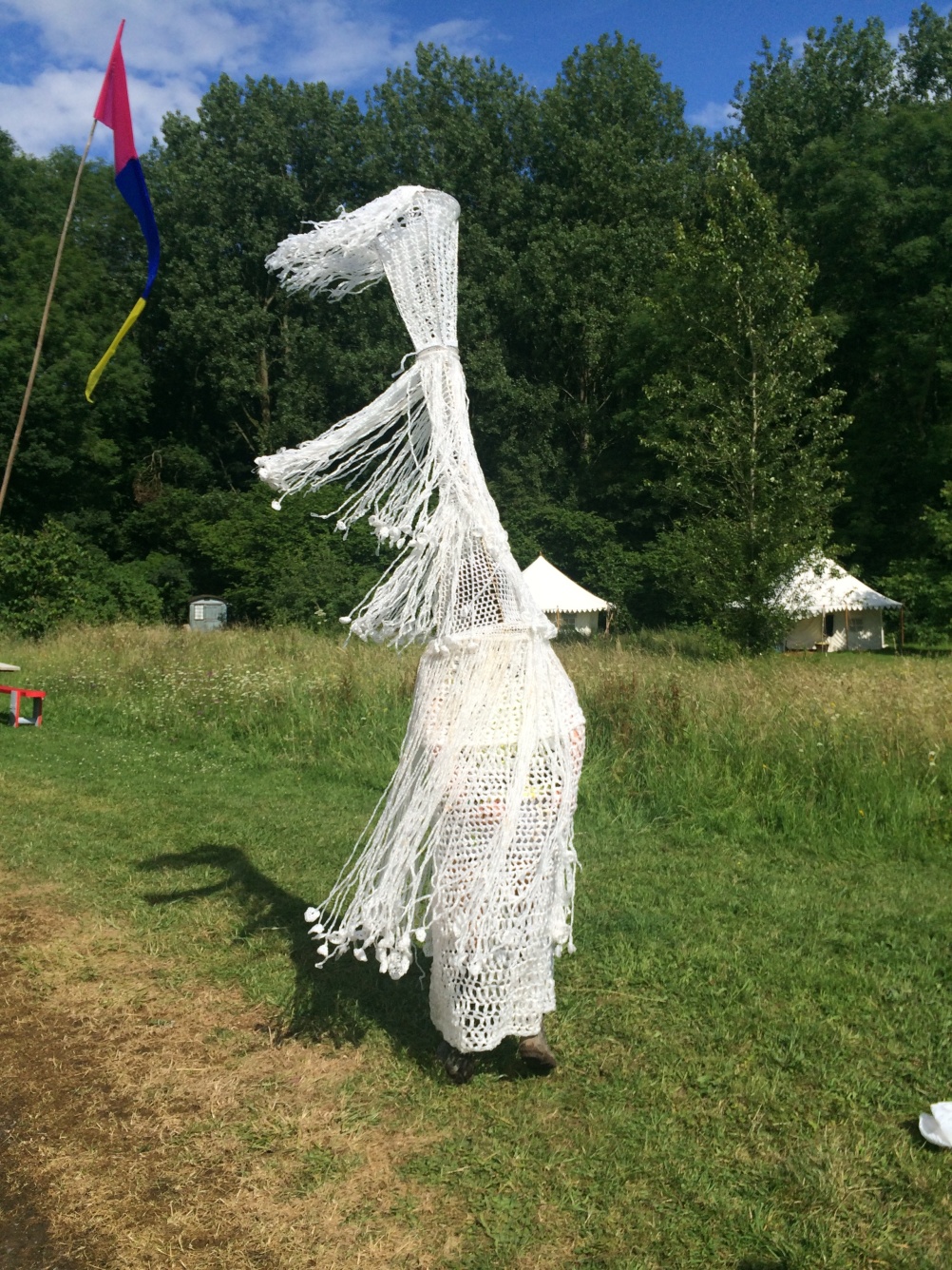 Vogue goes Rogue - totems