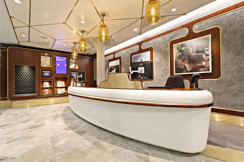 Eurostar Business Class ticket hall by Christopher Jenner