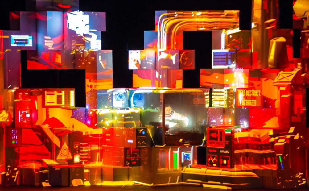 ISAM, 2011 Amon Tobin