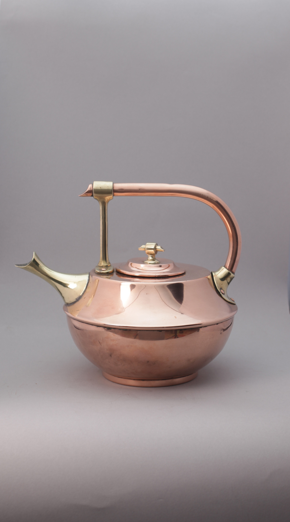 Christopher Dresser (1834-1904) Unknown maker. Kettle, c. 1885. Copper and brass