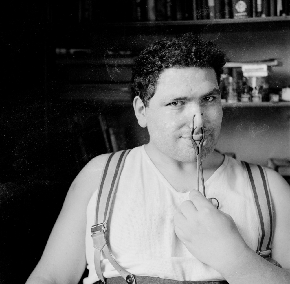 Photograph of Eduardo Paolozzi c 1950s