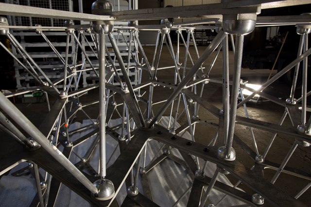 Test section of hive structure