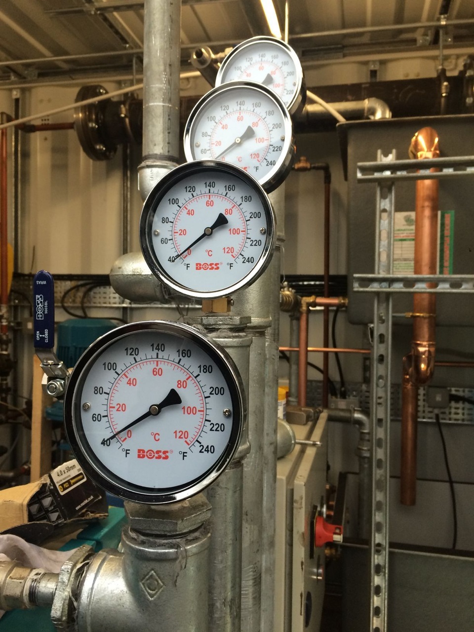 Vinyl Factory Press: works well under pressure