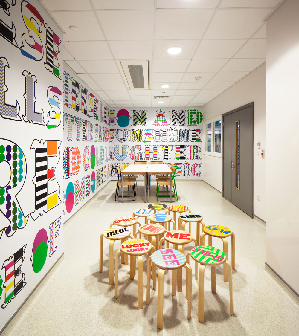 © Luke Hayes. Royal London Hospital, Bart's New Children's Hospital dining rooms