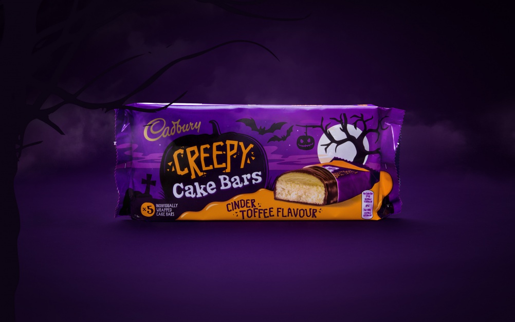 Cadbury-Halloween-2015-Pages-3200-x-2000-Broom-CakeBars