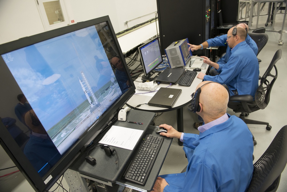 Engineers test the booster avionics through two-minute simulations of the SLS in flight