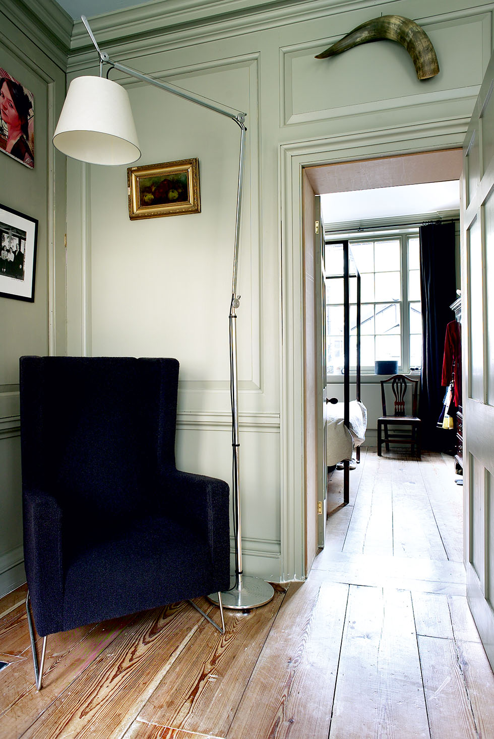dyson-armchair