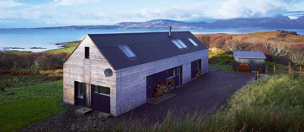 A contemporary, sustainable longhouse