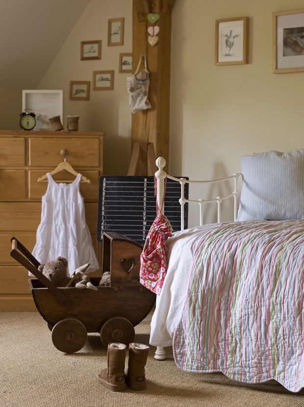 A child's bedroom