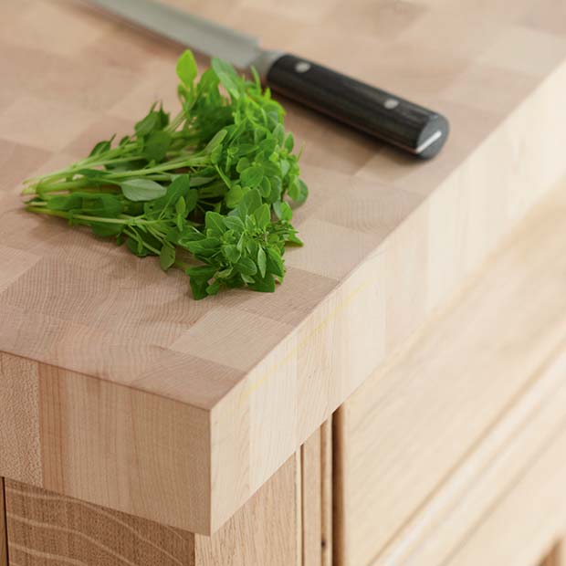 Maple worksurface from Rencraft