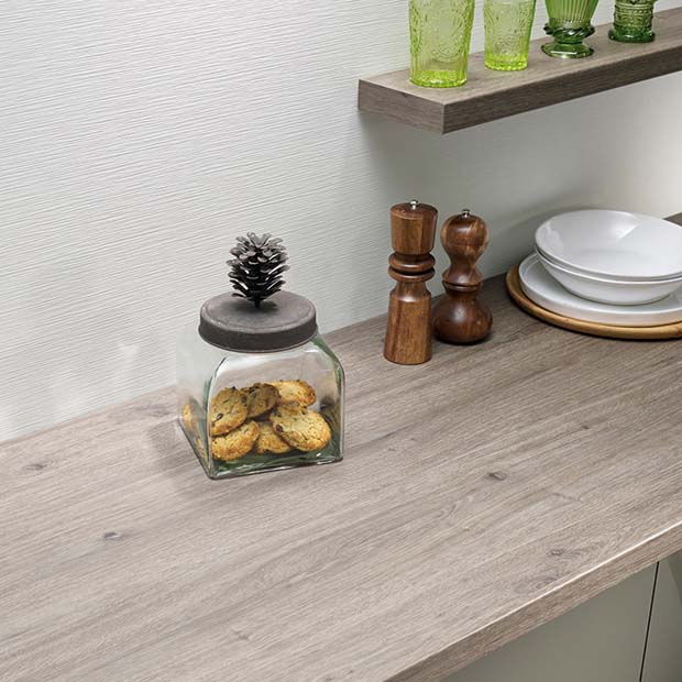 Tobacco Oak laminate worktop by Bushboard worktops