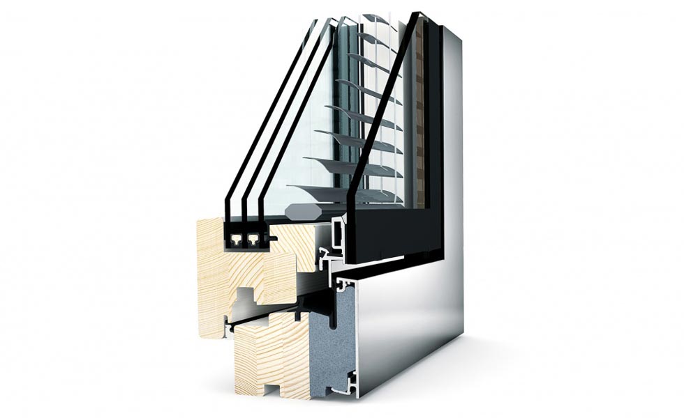 Triple glazed window with integrated blinds