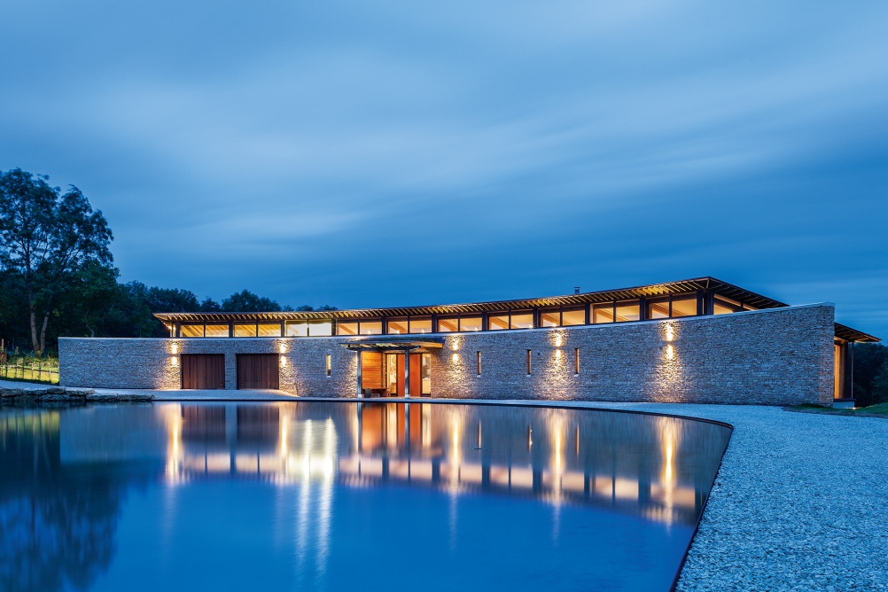 Oak frame house by Carpenter Oak