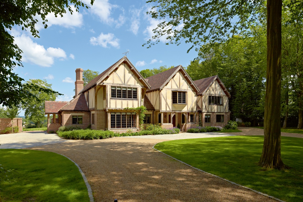 Oak frame home by Oakwrights